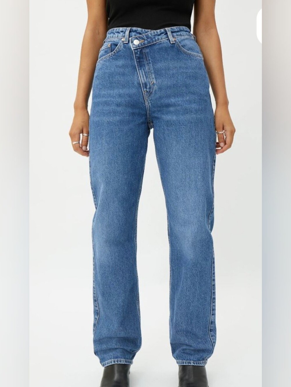 Weekday Skew Extra High Straight Jeans Size 25